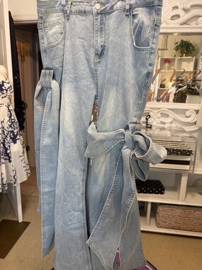 Chic Jeans … X large W sash Ties